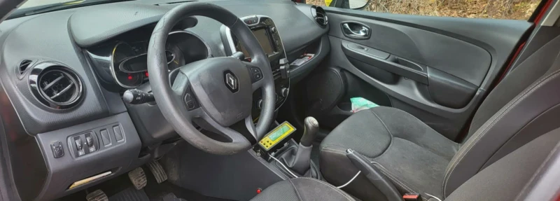 Renault Clio, снимка 12 - Автомобили и джипове - 52728966