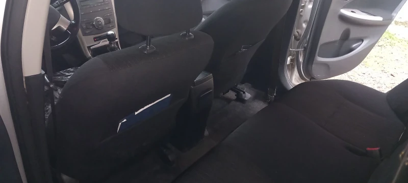 Toyota Corolla, снимка 12 - Автомобили и джипове - 53221883