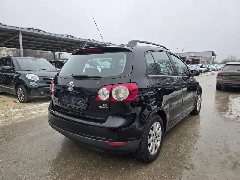 VW Golf Plus 1.6i 102к.с comfortline фабрична газ , снимка 4 - Автомобили и джипове - 53233465