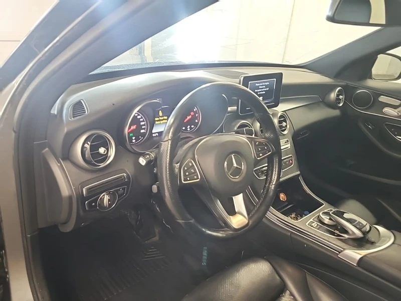 Mercedes-Benz C 300 / AMG PACK / PANO / ПОДГРЕВИ / CARFAX, снимка 10 - Автомобили и джипове - 53341343