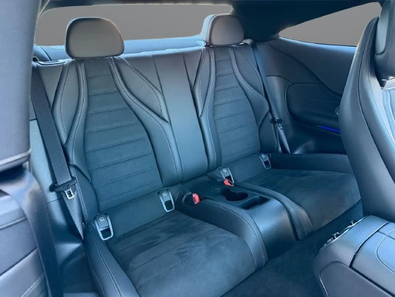 Mercedes-Benz CLE 450 4Matic = AMG Line = Premium Гаранция, снимка 12 - Автомобили и джипове - 54710569