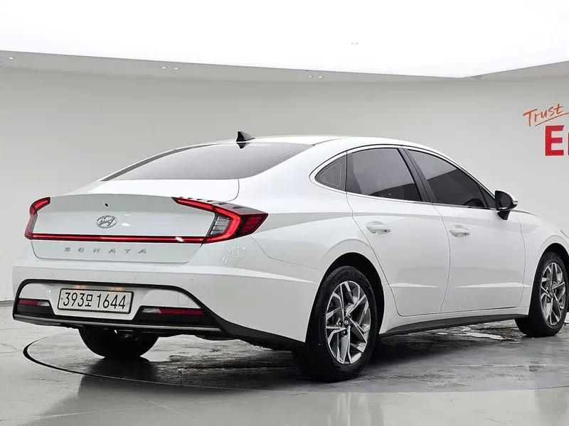 Hyundai Sonata 2.0 Premium, снимка 2 - Автомобили и джипове - 55784751