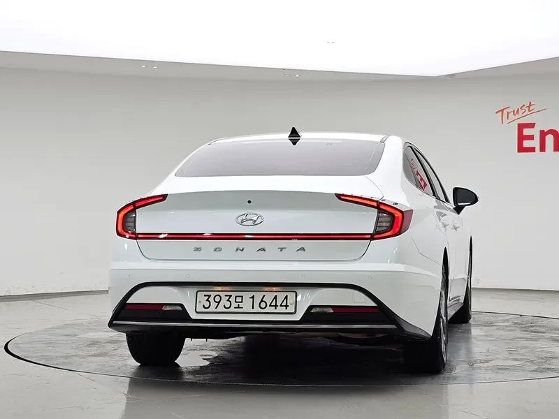 Hyundai Sonata 2.0 Premium, снимка 4 - Автомобили и джипове - 55784751