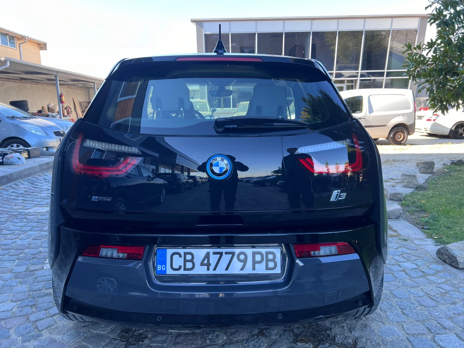 BMW i3  - изображение 6