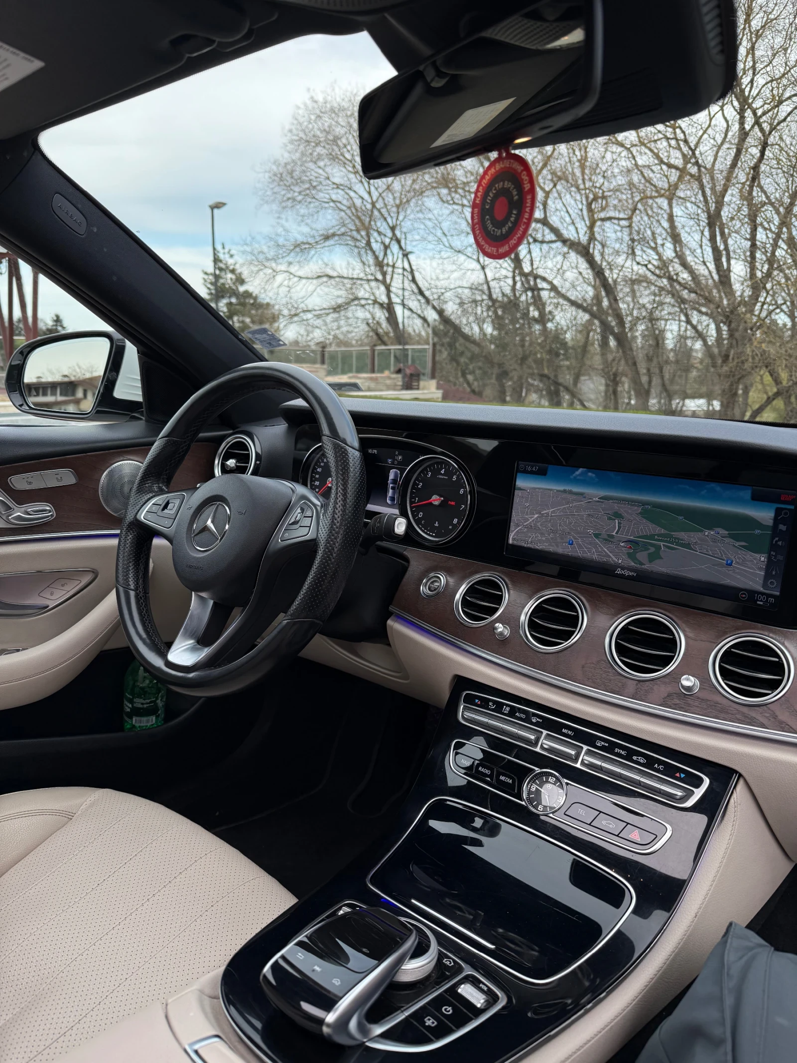 Mercedes-Benz E 300  - изображение 6