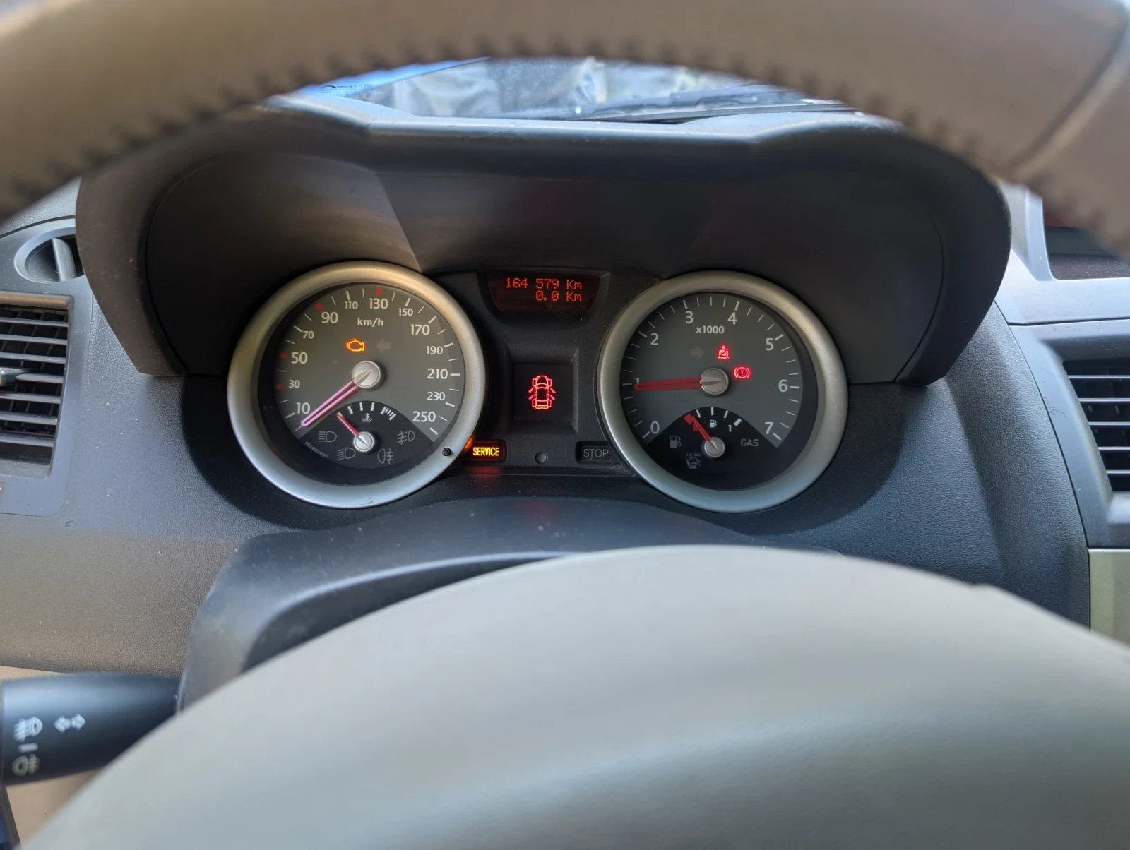 Renault Megane 1.6 16V - изображение 9