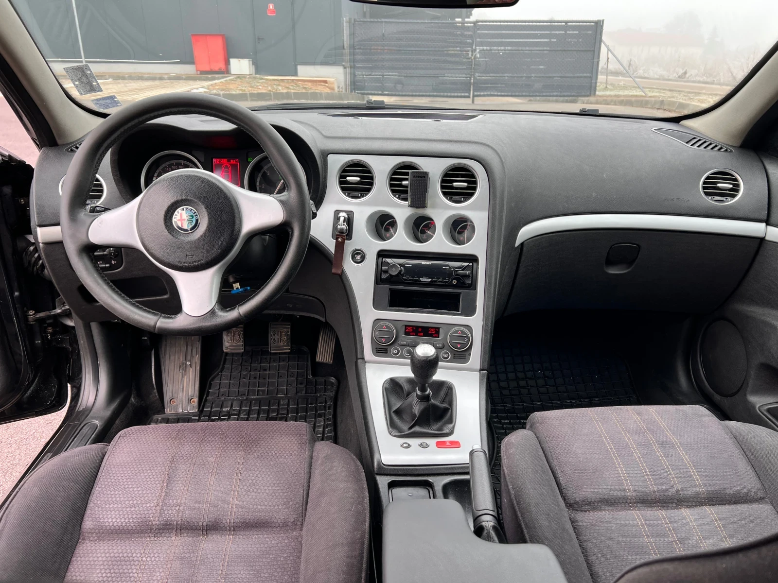 Alfa Romeo 159 sportwagon  - изображение 5