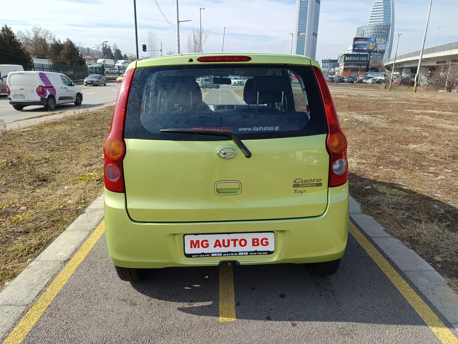 Daihatsu Cuore 1.0i - изображение 5