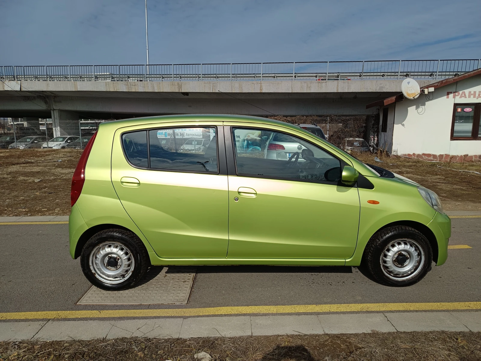 Daihatsu Cuore 1.0i - изображение 8