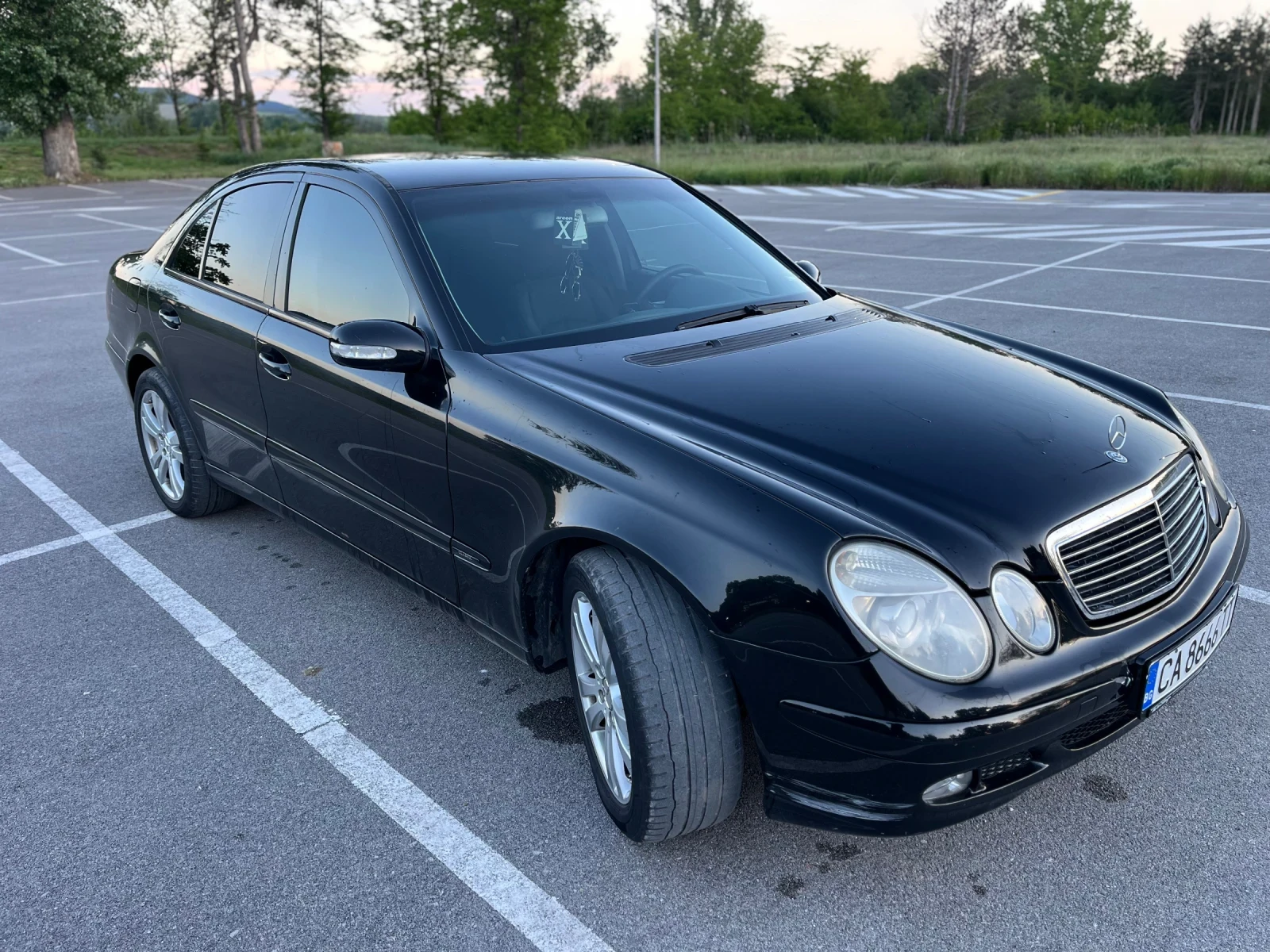 Mercedes-Benz E 220  - изображение 5
