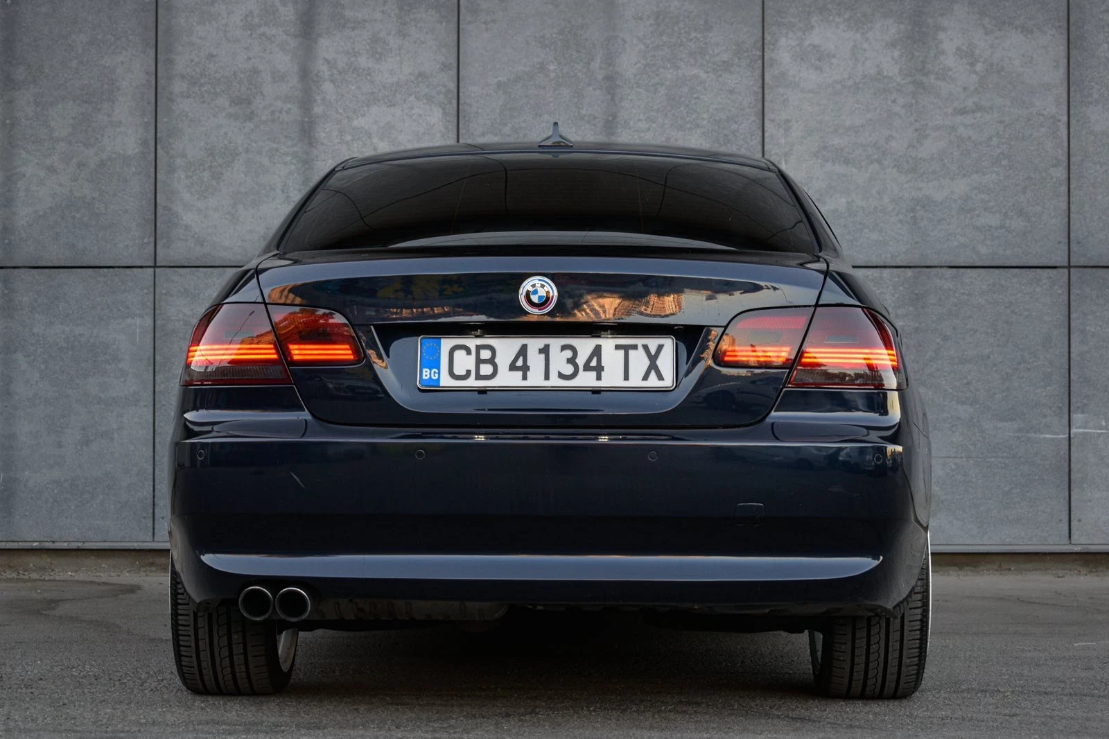 BMW 330 xDRIVE KEYLESS ПАМЕТ РЕАЛНИ КМ - изображение 9