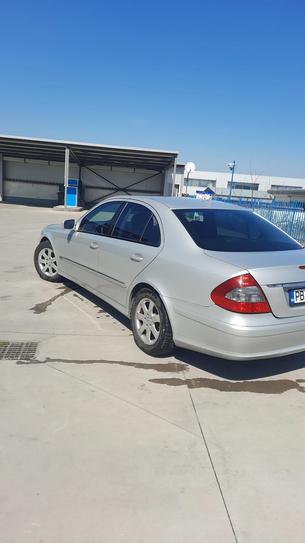 Mercedes-Benz E 200 | Mobile.bg — изображение 4