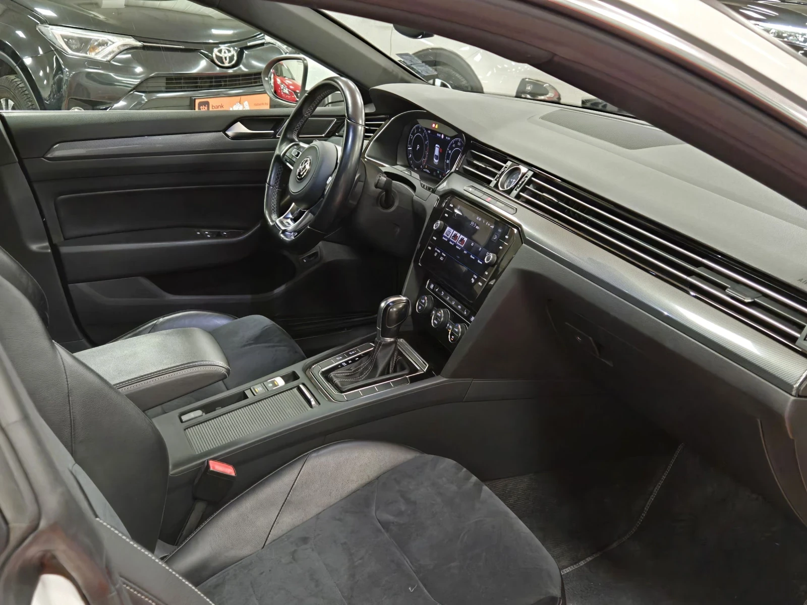 VW Arteon R-Line | 2.0TSI | DSG7 |   | Mobile.bg   13