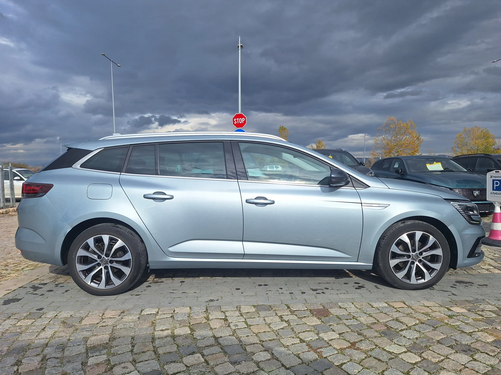 Renault Megane GRANDTOUR 1.5dCi 115.. EDC EDITION ONE | Mobile.bg   7