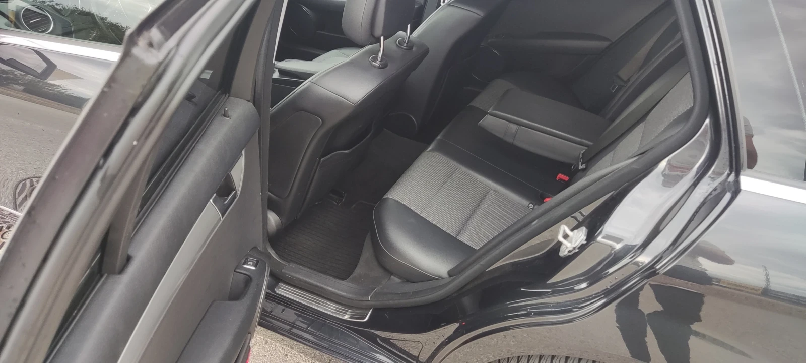 Mercedes-Benz C 350 C350CDI 265�� FACE BI XCENON PODGREV | Mobile.bg � ����������� 11