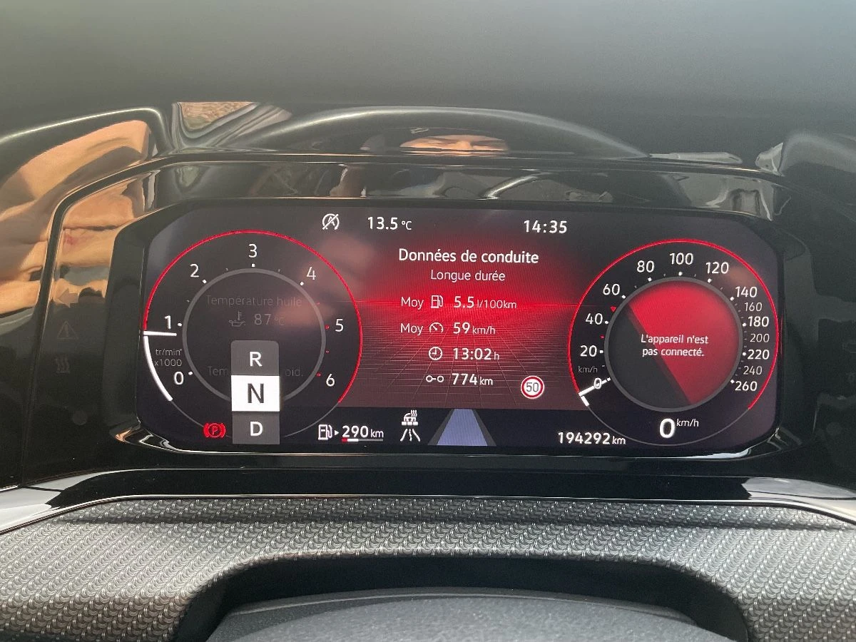 VW Golf 2.0TDI R-Line, снимка 10 - Автомобили и джипове - 53736276