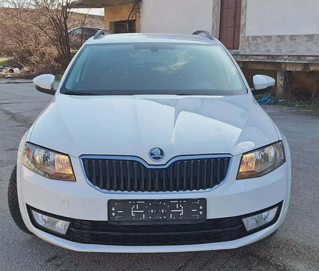 Skoda Octavia 1.6 тди, снимка 2 - Автомобили и джипове - 53915856