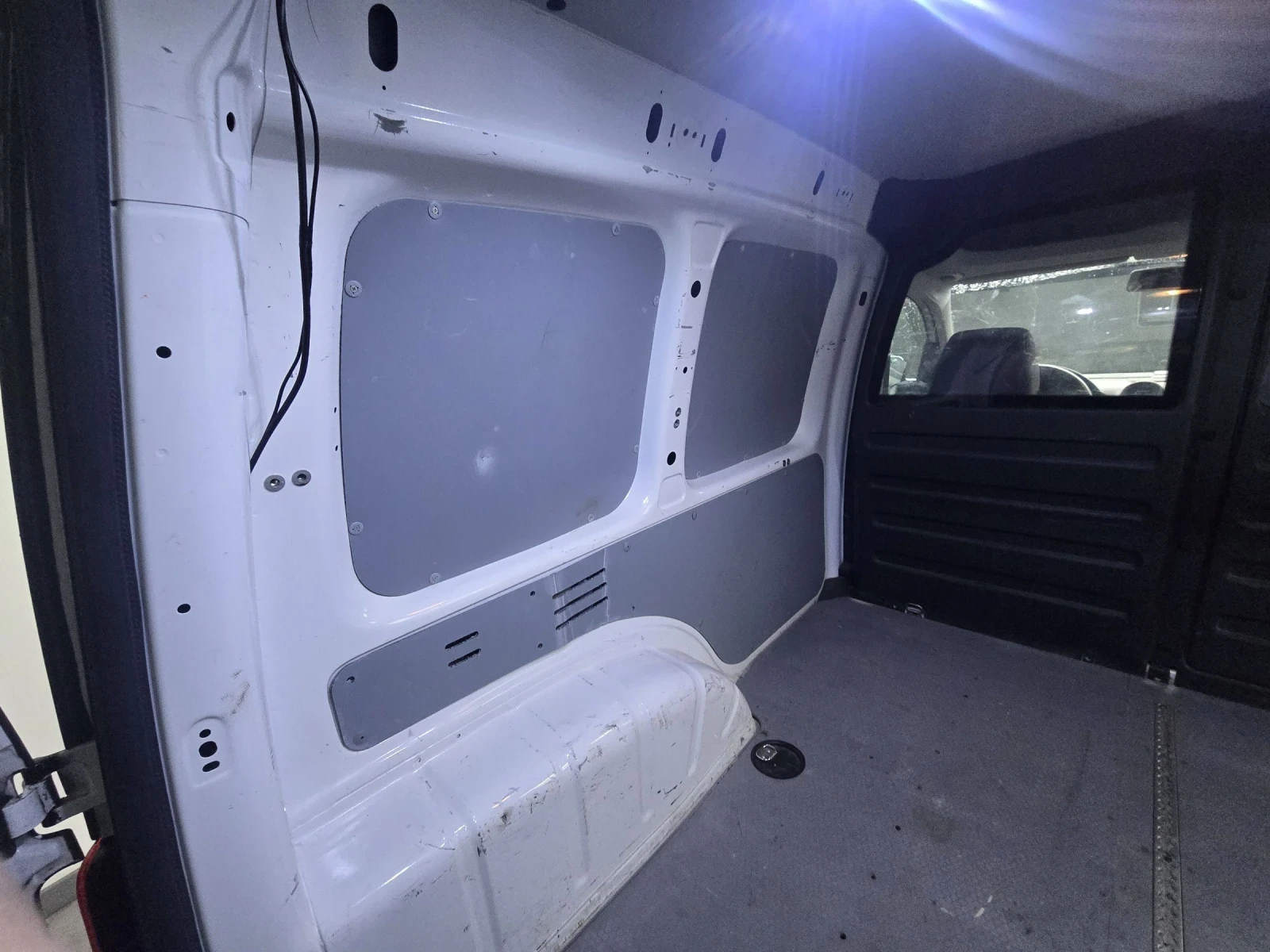 VW Caddy 2000/139000км, снимка 13 - Автомобили и джипове - 53932252