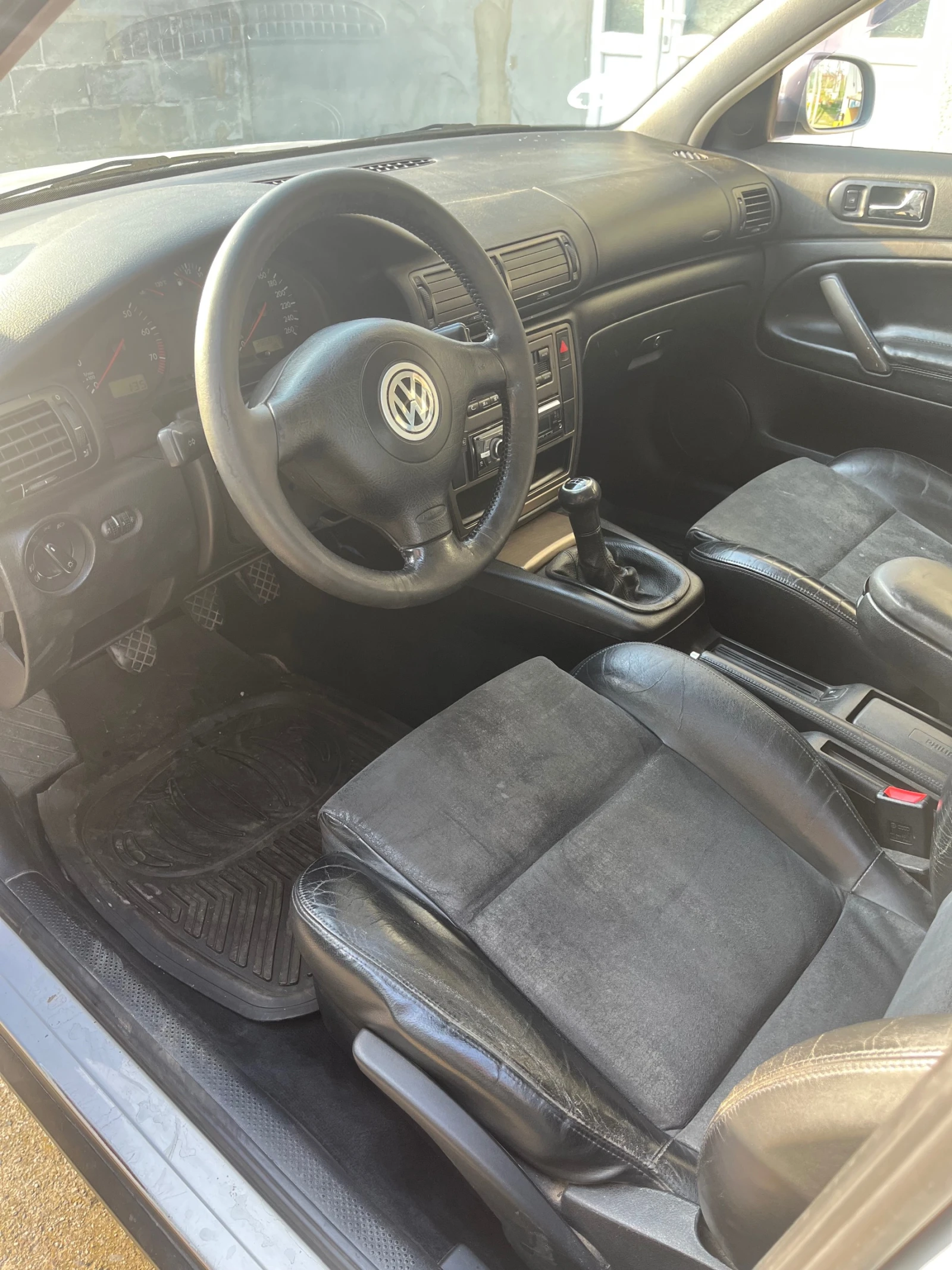 VW Passat 1.8 TURBO + ГАЗ, снимка 8 - Автомобили и джипове - 53988423