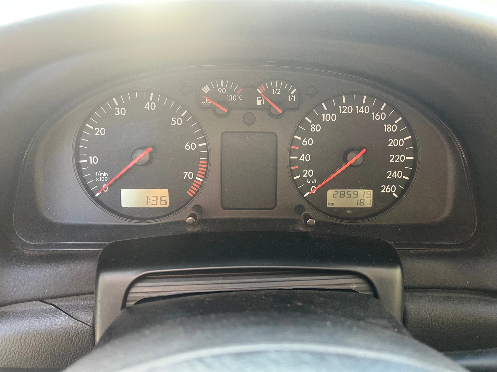 VW Passat 1.8 TURBO + ГАЗ, снимка 12 - Автомобили и джипове - 53988423