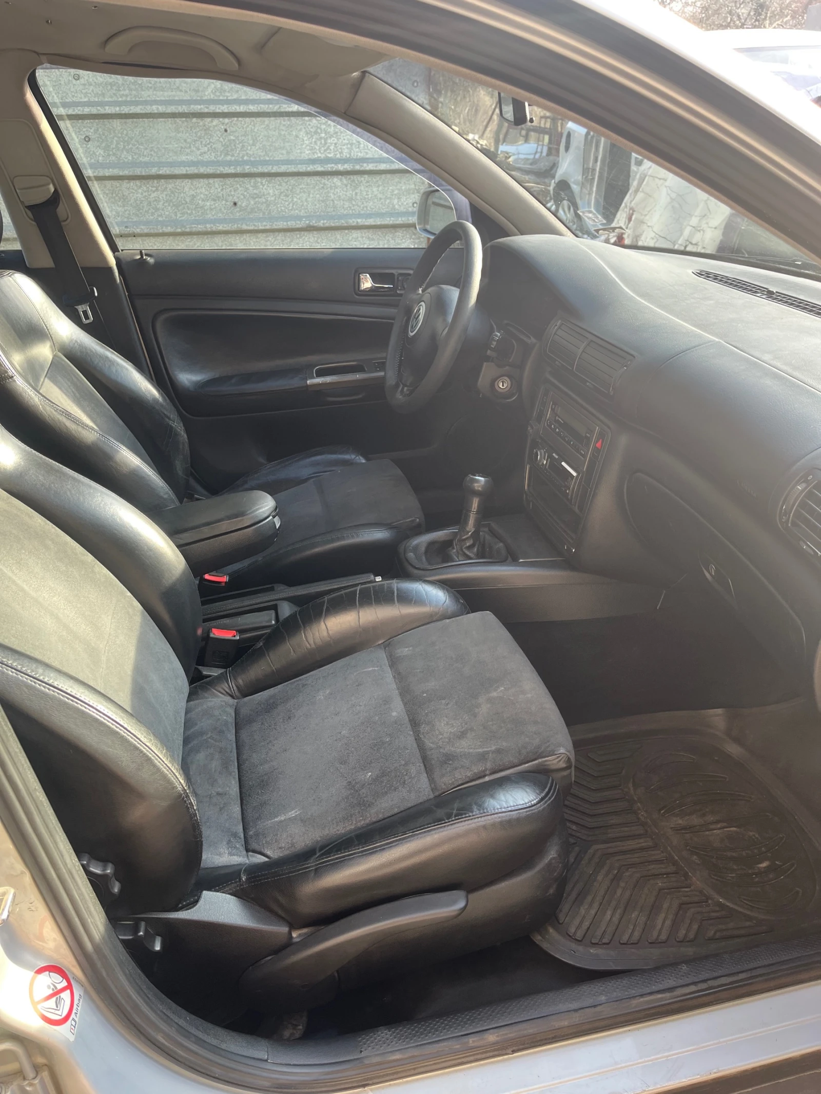 VW Passat 1.8 TURBO + ГАЗ, снимка 7 - Автомобили и джипове - 53988423