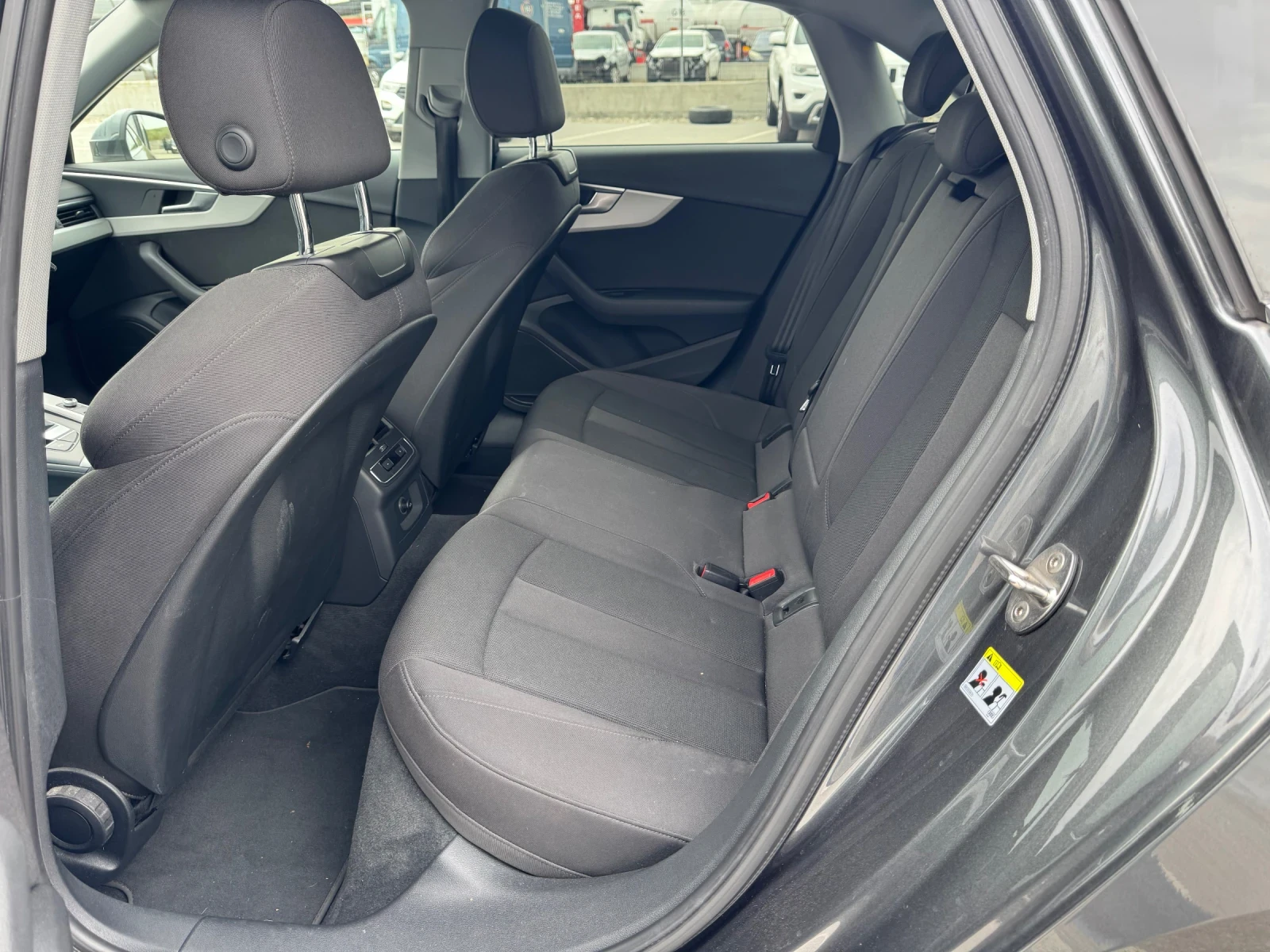 Audi A4 30 TDI * S-LINE * S-TRONIC * ������� � ������ | Mobile.bg � ����������� 14