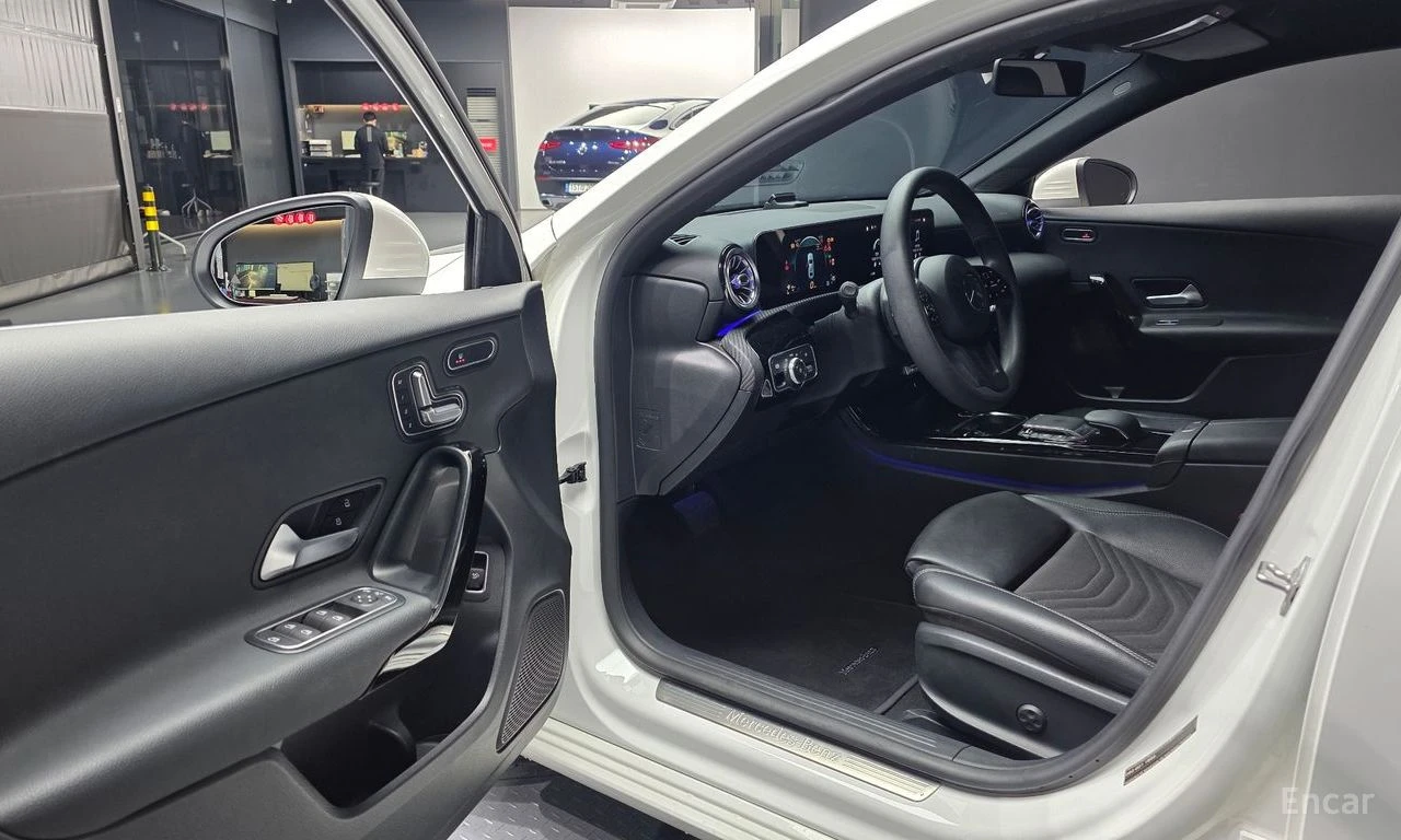 Mercedes-Benz A 250 * 4MATIC* ����* �������* ������* LANE ASSIST* KEYL | Mobile.bg � ����������� 9