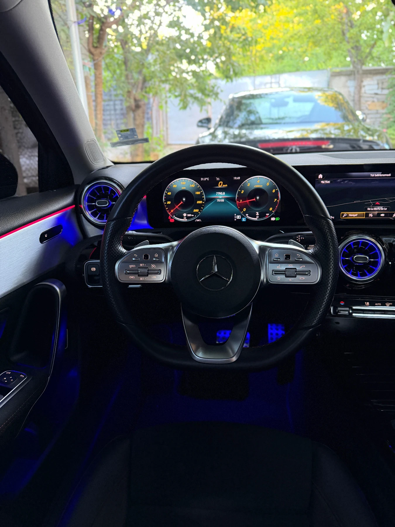 Mercedes-Benz A 200, снимка 11 - Автомобили и джипове - 54691691