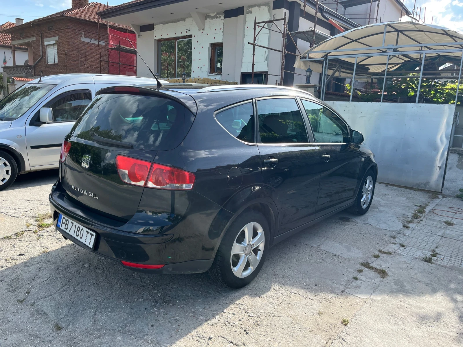Seat Altea Seat Altea XL 1.6 АГУ 102кс, снимка 7 - Автомобили и джипове - 54694439