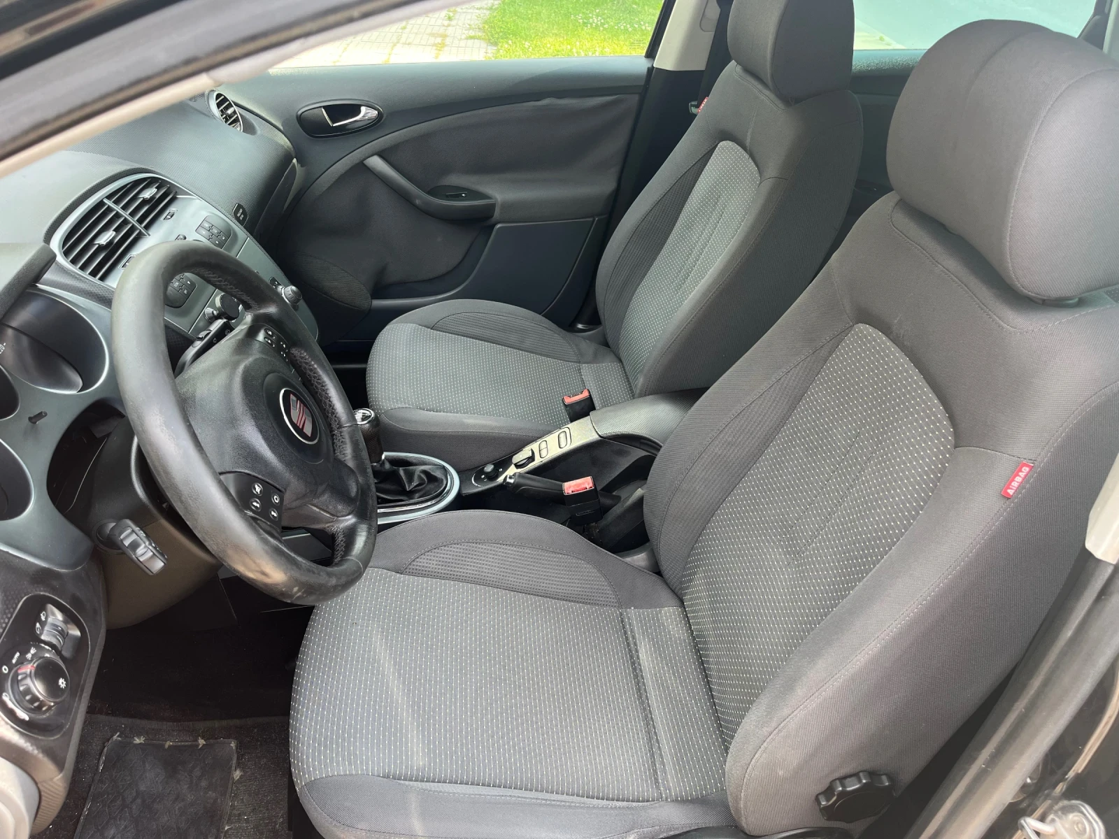 Seat Altea Seat Altea XL 1.6 АГУ 102кс, снимка 8 - Автомобили и джипове - 54694439
