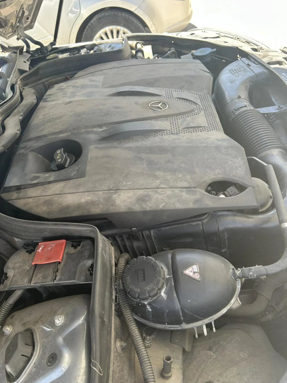 Mercedes-Benz C 200 Седан, снимка 2 - Автомобили и джипове - 54719912
