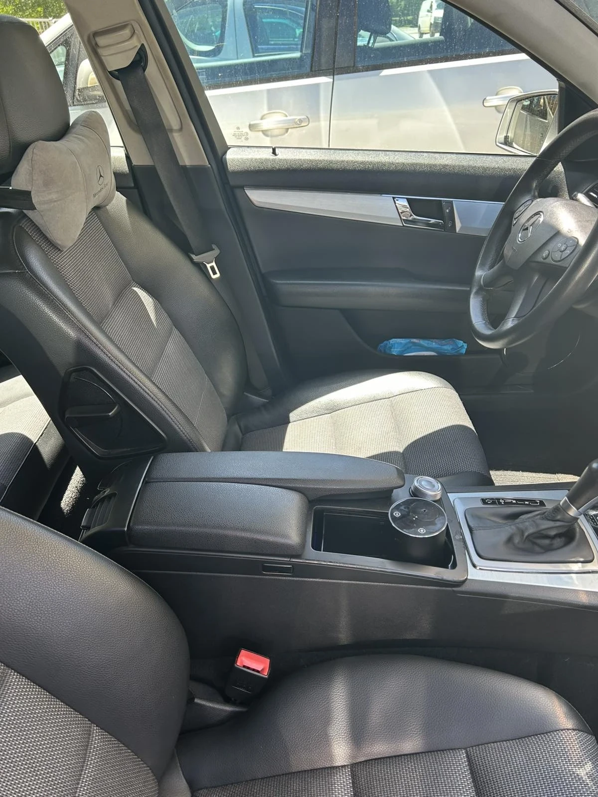 Mercedes-Benz C 200 Седан, снимка 4 - Автомобили и джипове - 54719912