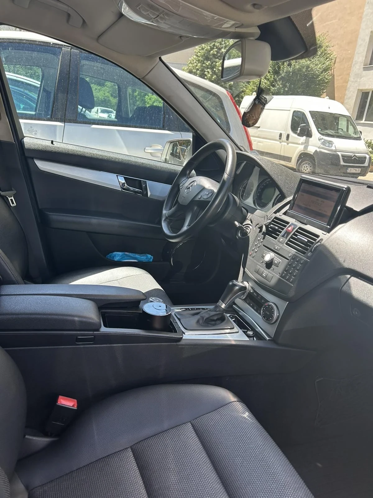 Mercedes-Benz C 200 Седан, снимка 5 - Автомобили и джипове - 54719912