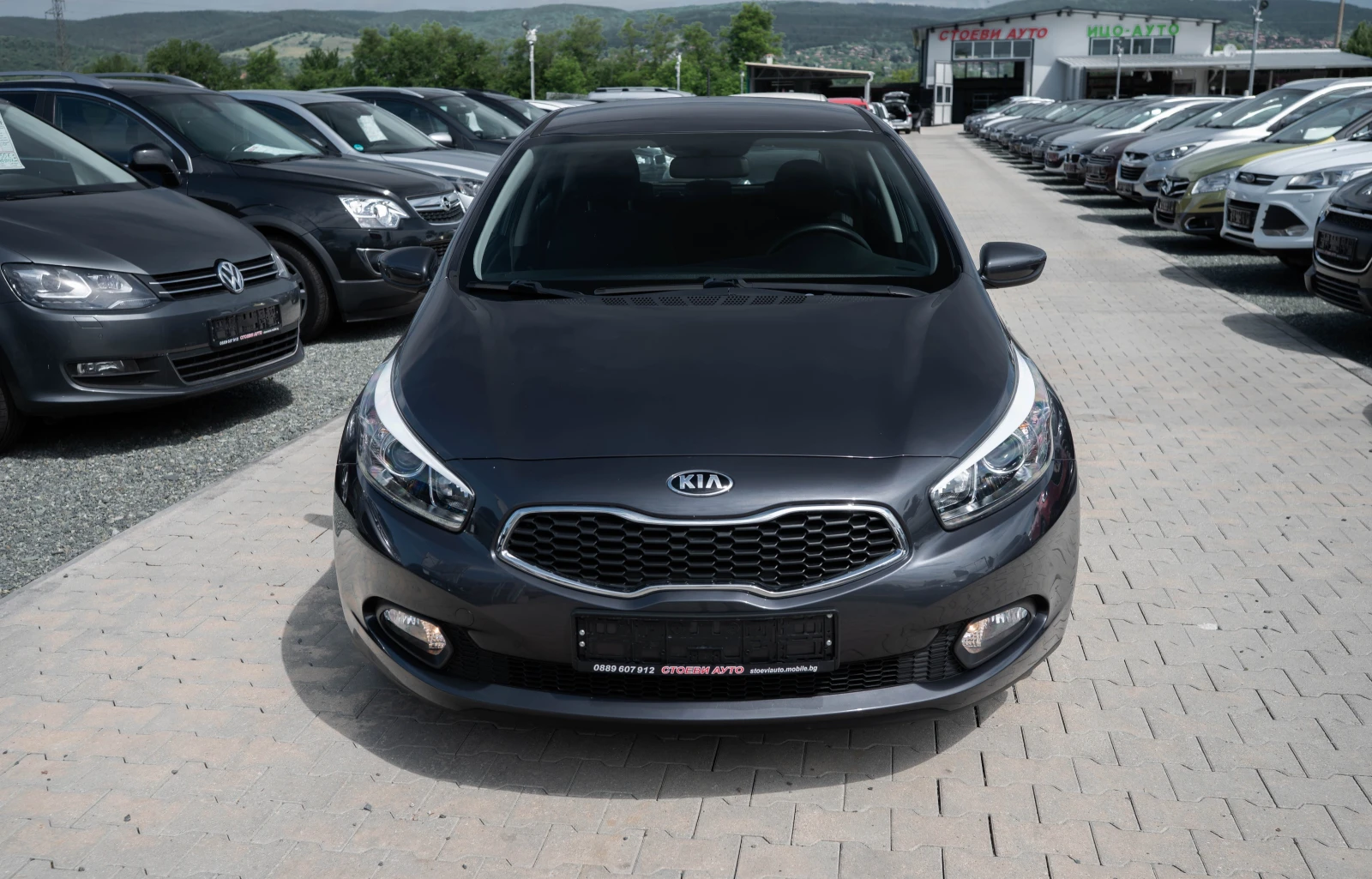 Kia Ceed 1.4* 100кс* 6ск* бензин, снимка 4 - Автомобили и джипове - 54760661