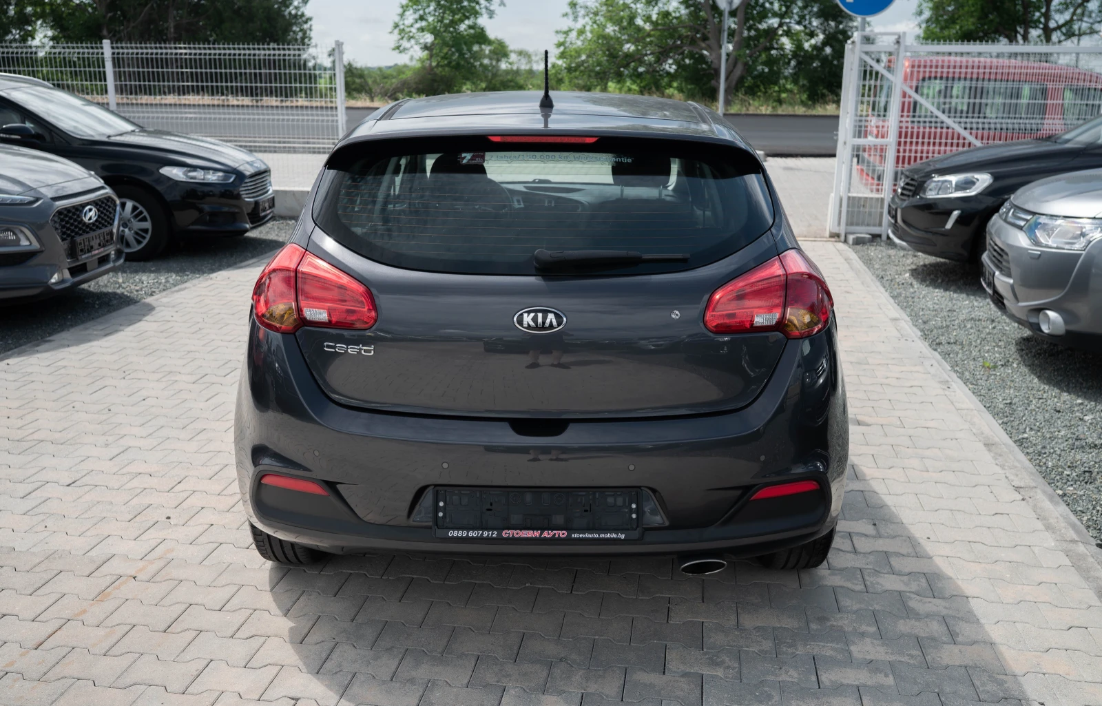 Kia Ceed 1.4* 100кс* 6ск* бензин, снимка 8 - Автомобили и джипове - 54760661