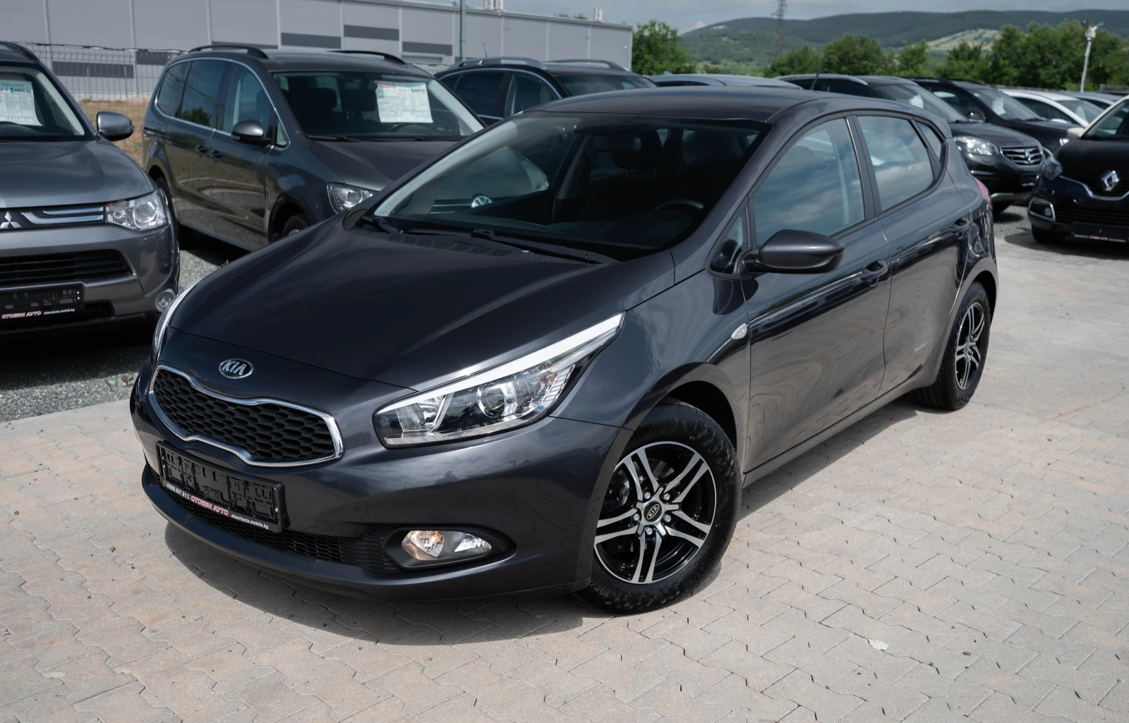 Kia Ceed 1.4* 100кс* 6ск* бензин, снимка 2 - Автомобили и джипове - 54760661
