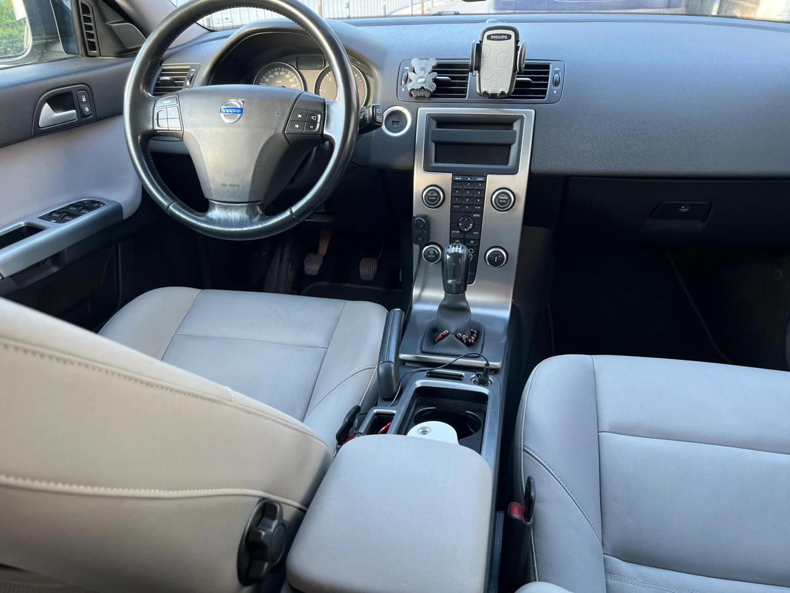 Volvo V50 2.0 Facelift, снимка 6 - Автомобили и джипове - 54811657