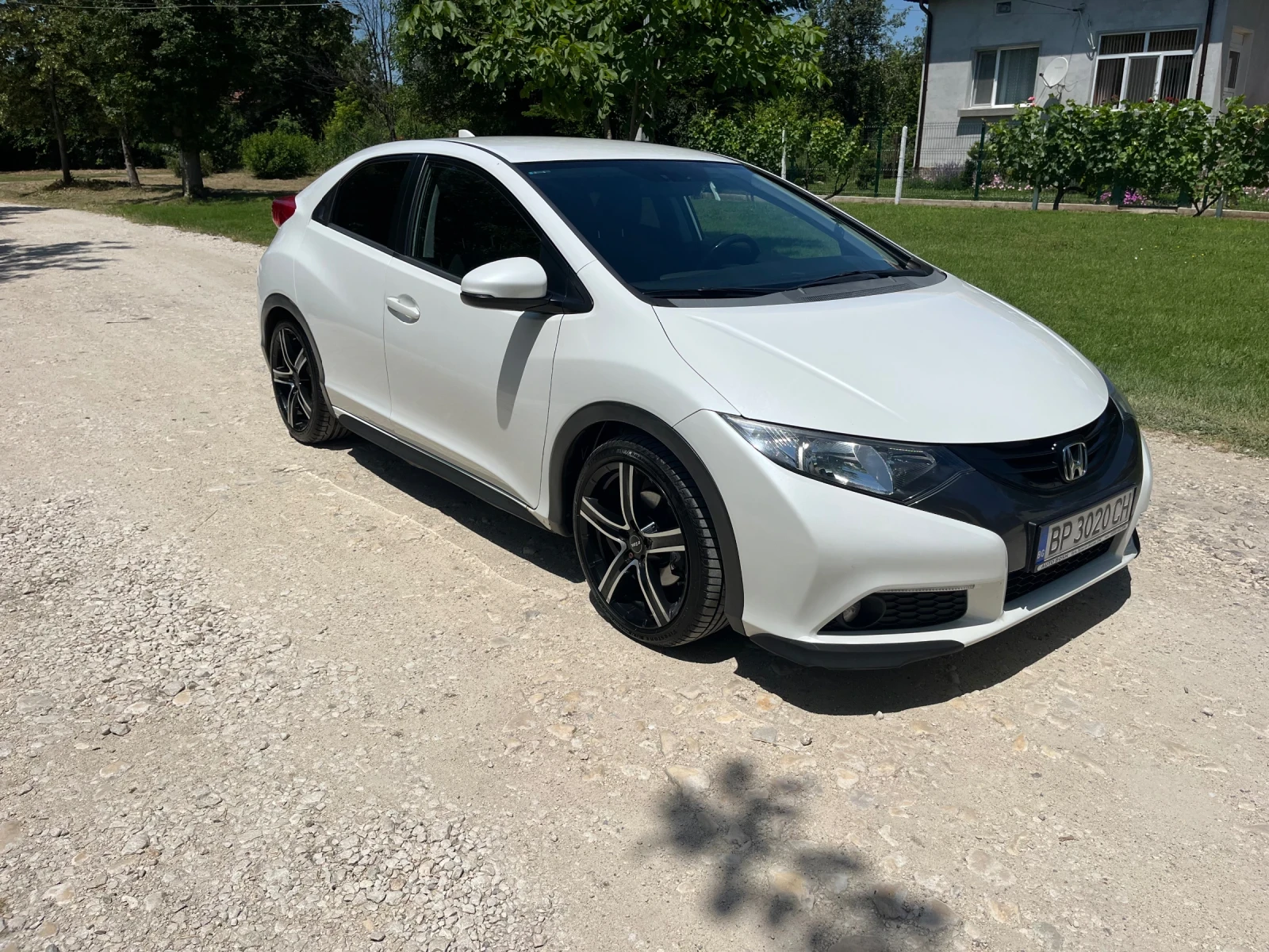 Honda Civic 2.2 iDTEC, снимка 2 - Автомобили и джипове - 54925307