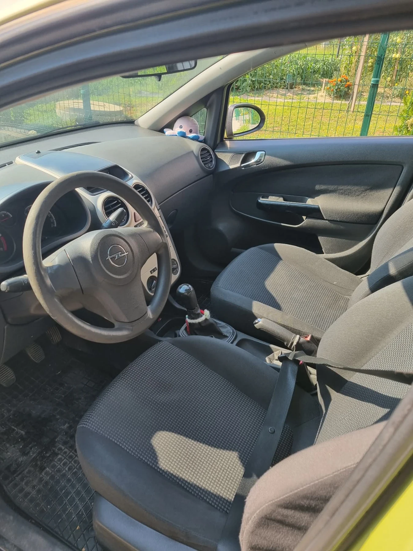 Opel Corsa Дизел, снимка 9 - Автомобили и джипове - 55750681