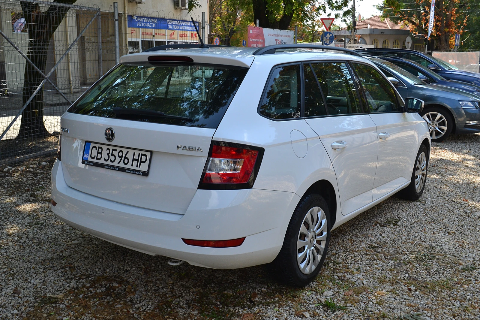 Skoda Fabia 1.0 TSI 95к.с., снимка 3 - Автомобили и джипове - 55836324