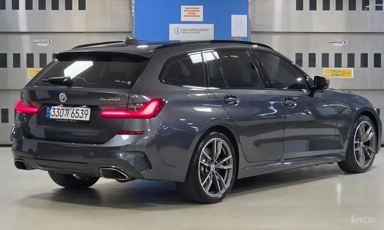BMW 340 * M340i xDrive Touring Performance* АВТОКРЕДИТ * , снимка 2 - Автомобили и джипове - 55939891
