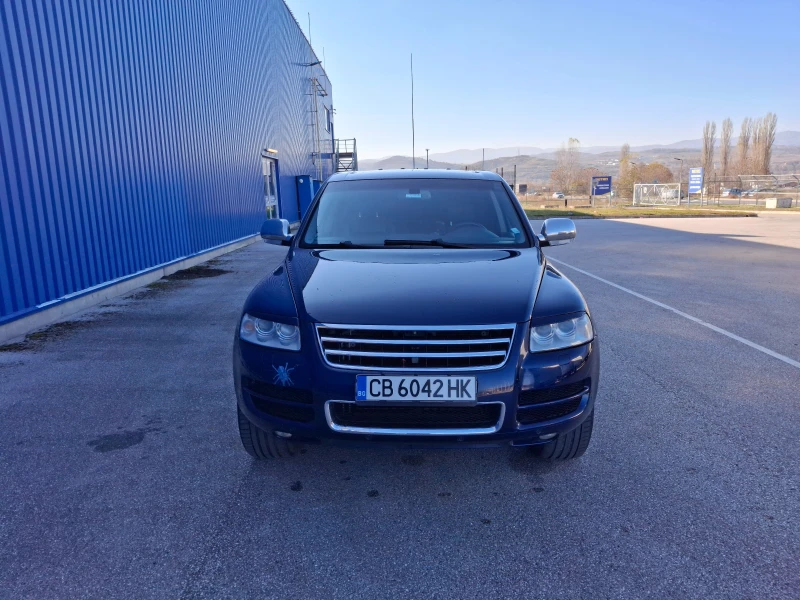 VW Touareg 4.2 ГАЗ/БЕНЗИН/КАТО НОВ, снимка 1 - Автомобили и джипове - 48005295