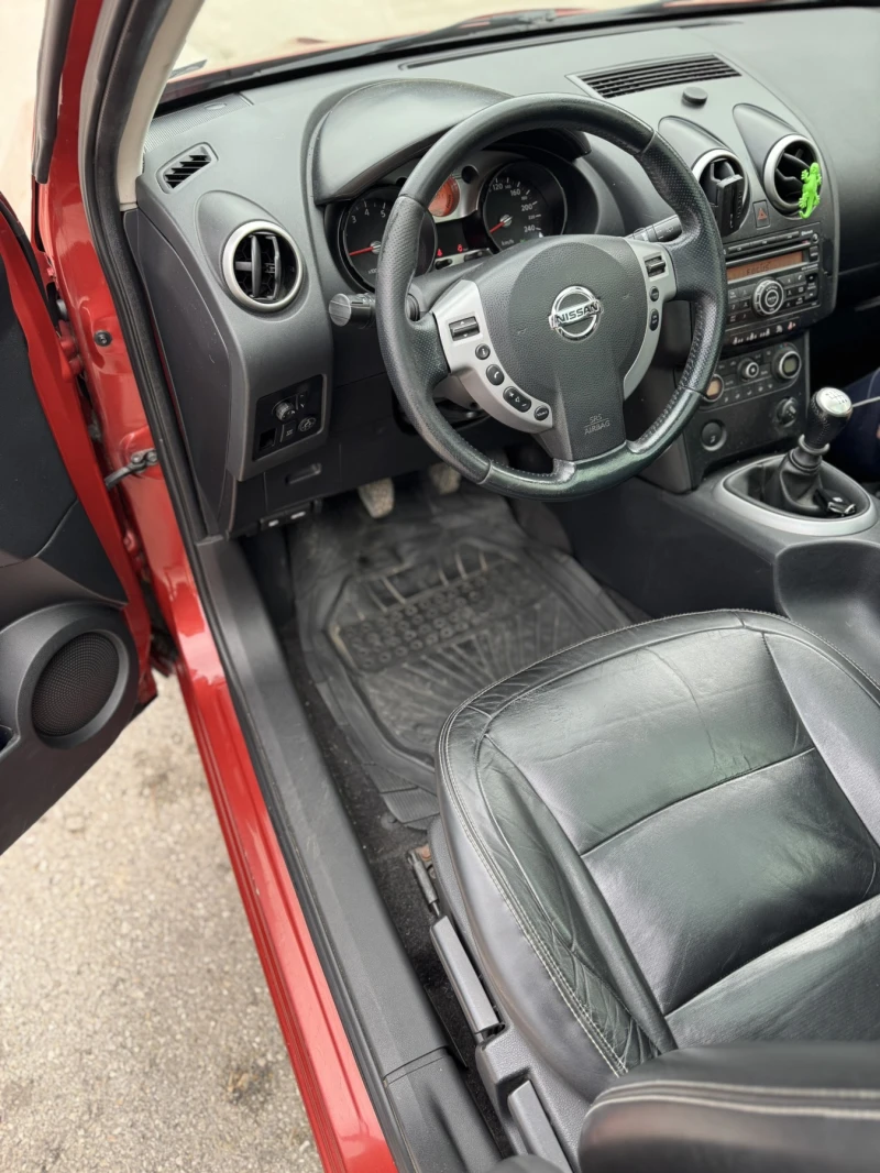 Nissan Qashqai 2.0 Бензин/Газ, снимка 13 - Автомобили и джипове - 48641696