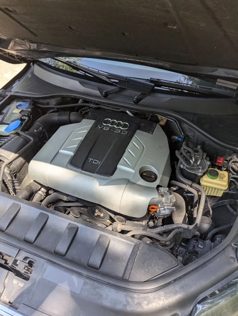 Audi Q7 3.0TDI V6, снимка 8 - Автомобили и джипове - 52270739