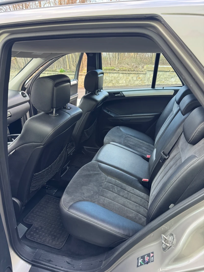 Mercedes-Benz ML 320 3.2 CDI 4MATIC, снимка 9 - Автомобили и джипове - 52945079