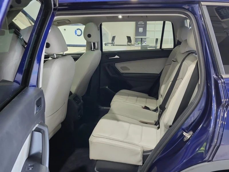 VW Tiguan * HIGHLINE * CARFAX * БЕЗ ПЪРВОНАЧАЛНА ВНОСКА, снимка 13 - Автомобили и джипове - 52967740