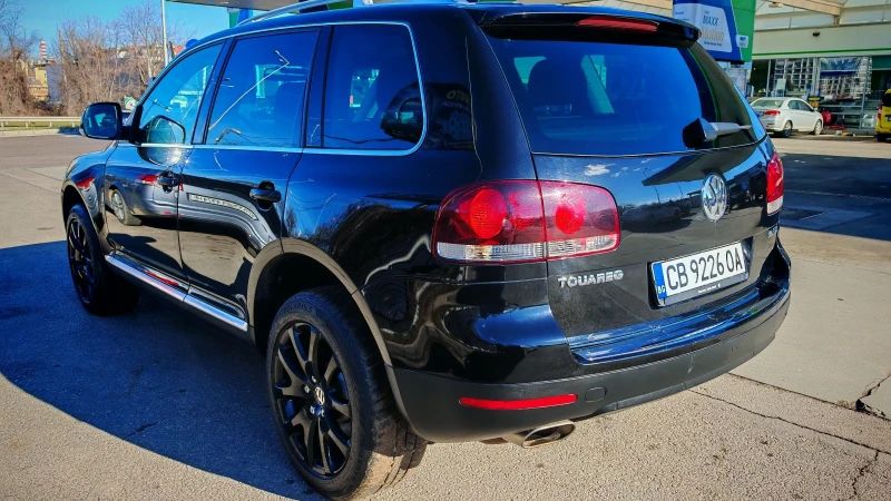 VW Touareg 3.0TDI-240k.ТОП СЪСТОЯНИЕ СЕРВИЗНА КНИЖКА , снимка 6 - Автомобили и джипове - 53109408