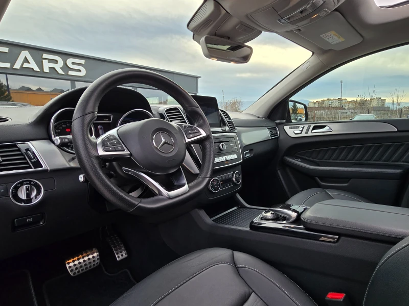 Mercedes-Benz GLE 350 * AMG 6.3* PANO* Harman Kardon* 360* , снимка 10 - Автомобили и джипове - 53279787