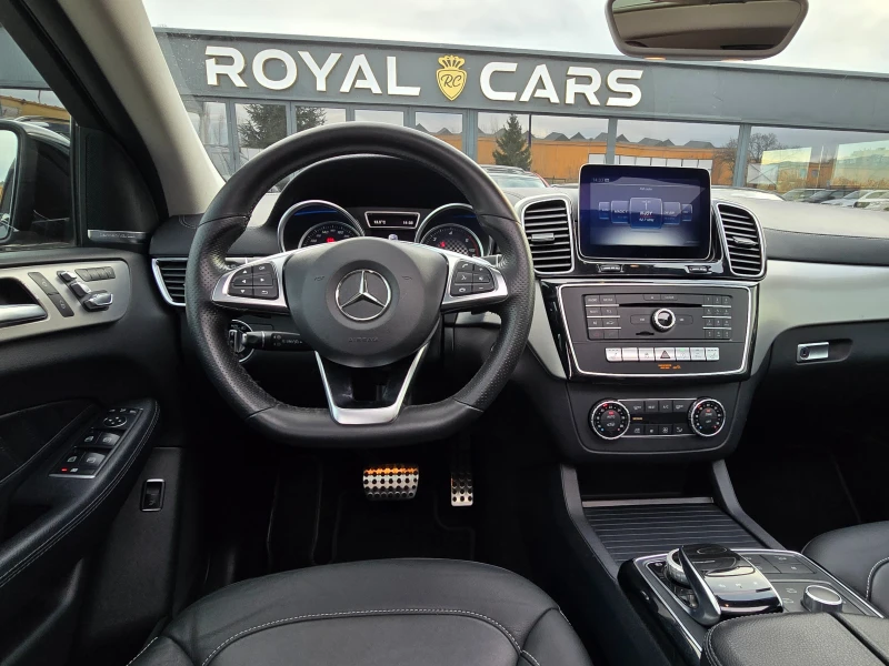 Mercedes-Benz GLE 350 * AMG 6.3* PANO* Harman Kardon* 360* , снимка 15 - Автомобили и джипове - 53279787