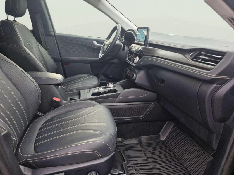 Ford Kuga 2.5 FHEV, снимка 9 - Автомобили и джипове - 53360334